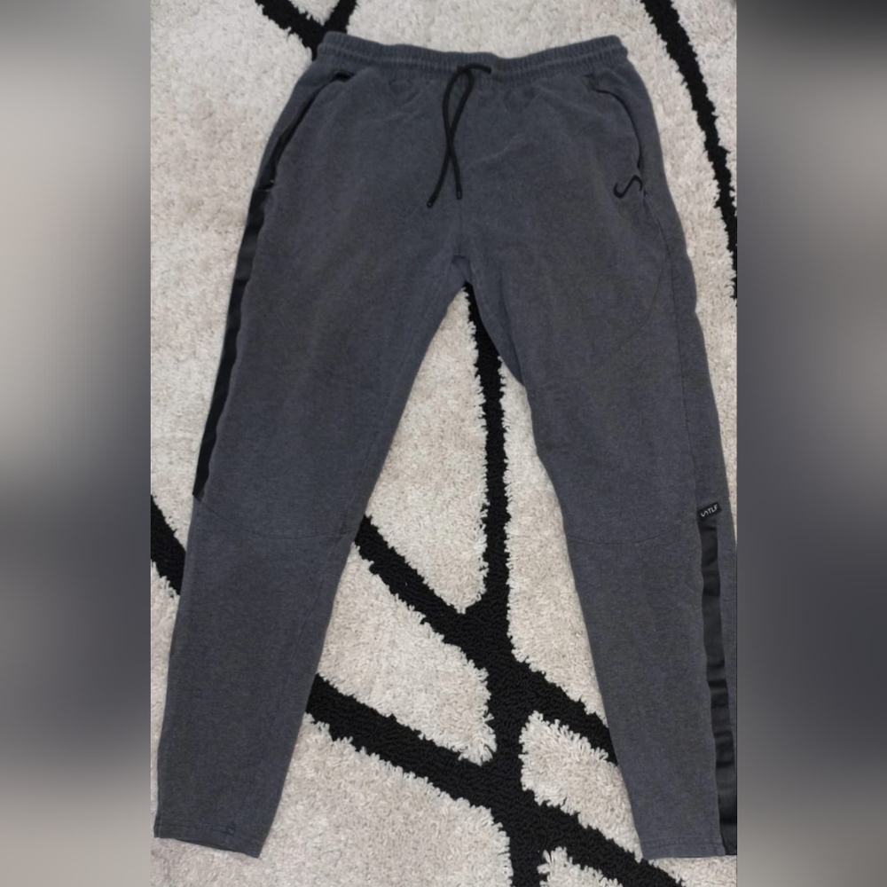 TLF Apparel Men's Gray Jogger Pants